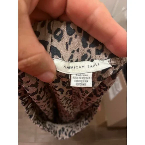 American Eagle Shorts - Picture 3 of 3